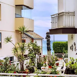 magnifica-vivienda-en-la-playa-con-aparcamiento-privado.es-andalucia.com/
